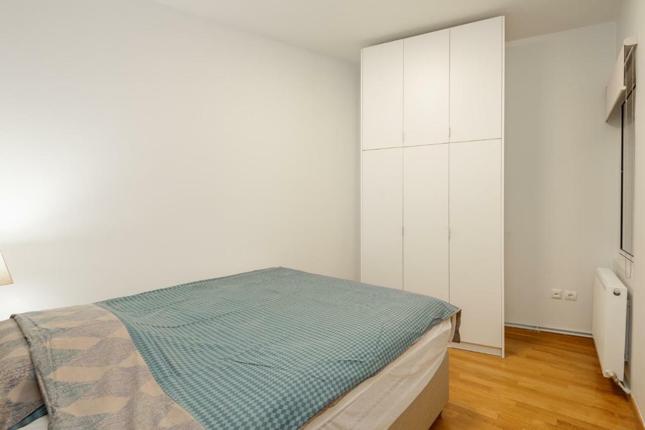 Brand-New Modern Flat In Heart Of City Thessaloniki Exterior photo